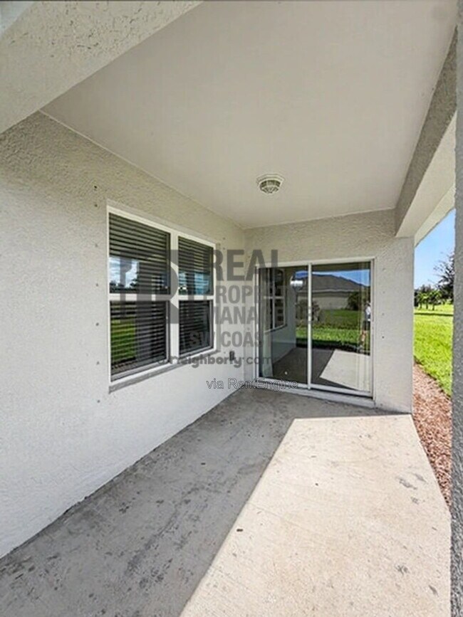 Building Photo - 7317 Mikasa Dr