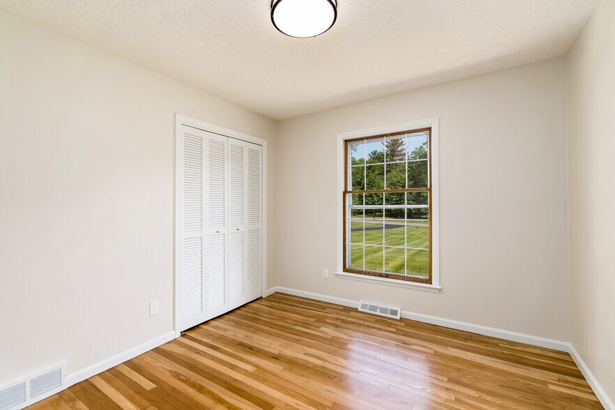 Bedroom - 4397 Limerick Ln