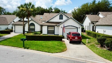 Building Photo - Beautiful 3/2 Villa