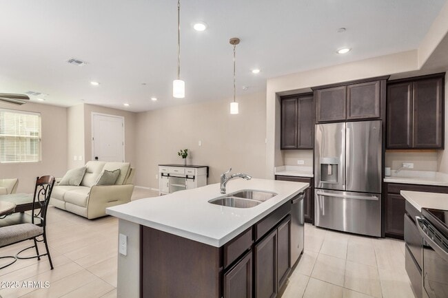 Building Photo - 2631 S Sulley Dr