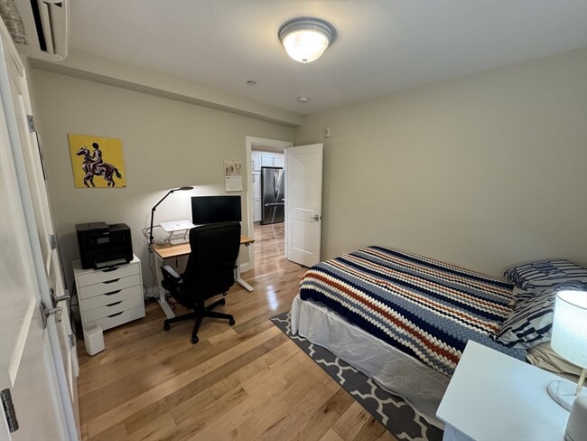 Building Photo - 11 Eliot St