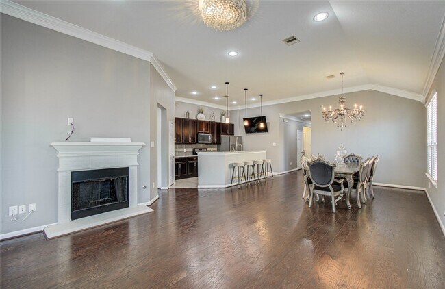 Building Photo - 18707 Naples Ridge Ct
