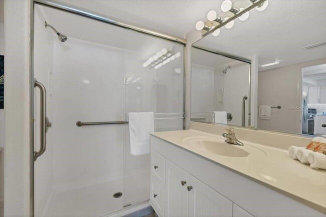 Building Photo - 6154 Midnight Pass Rd