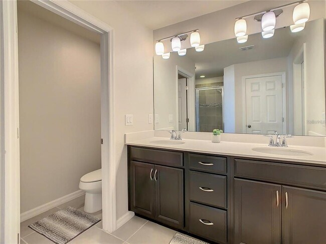 Building Photo - 2475 Fassona Dr