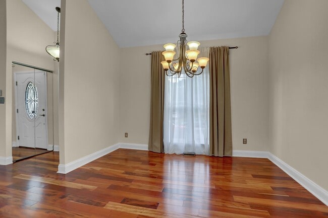 Building Photo - Charming Home with Modern Upgrades and Out...