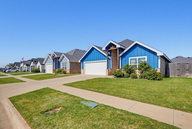 Building Photo - 6518 Stadium Dr
