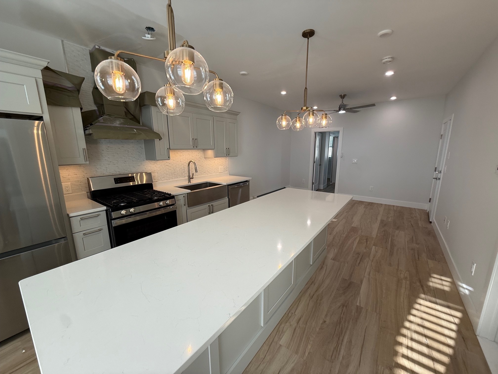 Building Photo - 53 W Eagle St