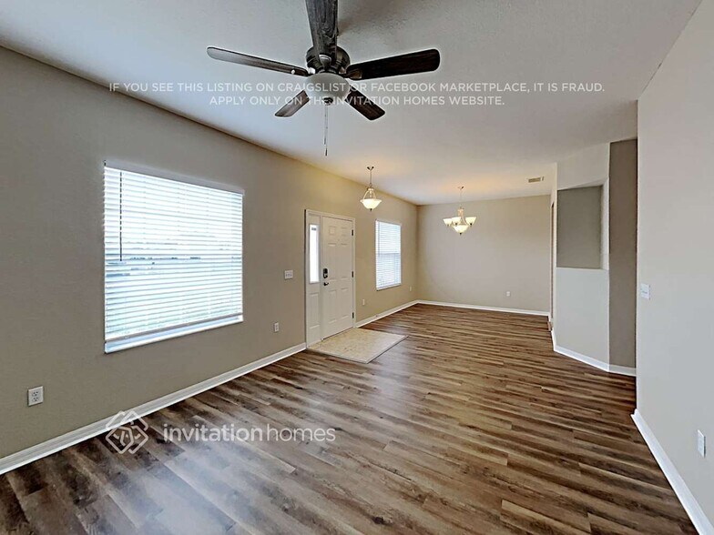 Building Photo - 3669 Sandhill Crane Dr
