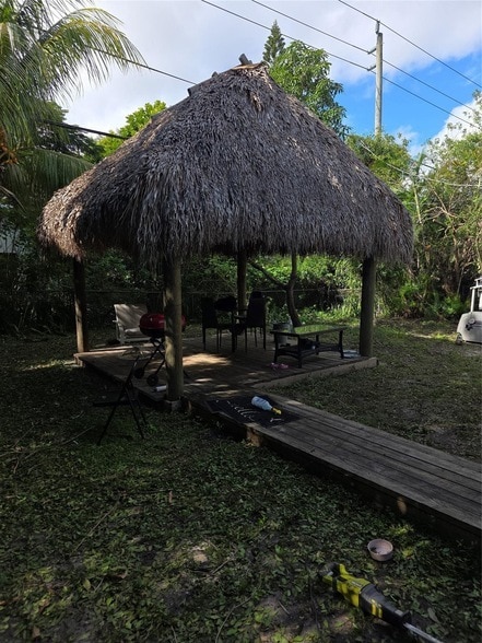 Building Photo - 1123 NW 3rd Ave