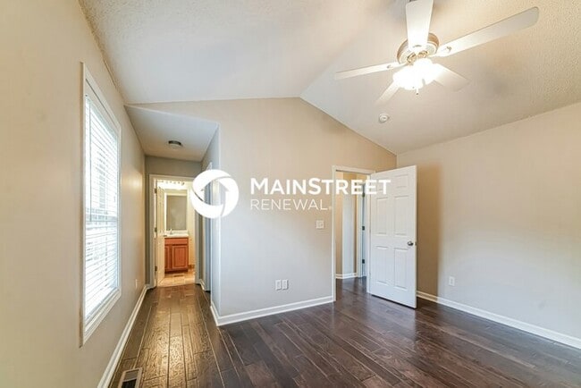 Building Photo - 2 Bedroom Pet-Friendly Home in CARTERSVILLE, GA with Main Street Renewal