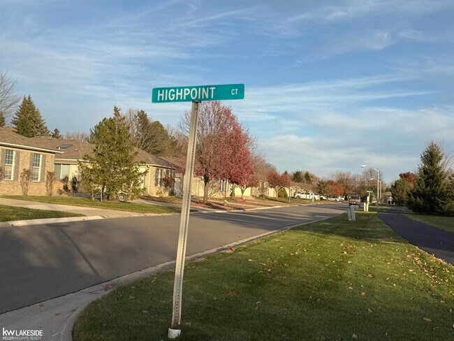 Building Photo - 50299 Highpoint Ct