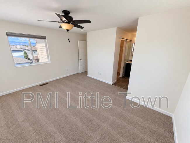 Building Photo - 9785 Dunning Cir