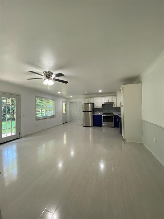 Building Photo - 608 Willow Bend Dr