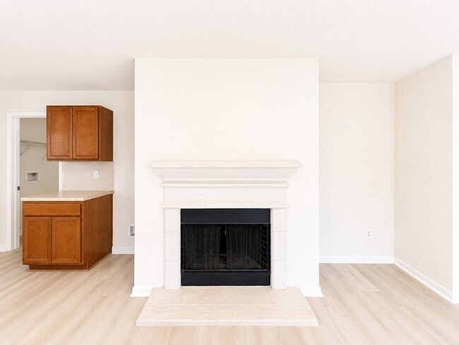 Building Photo - 13447 Blue Swallow Dr