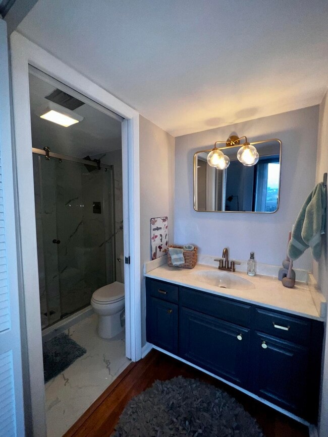 Building Photo - 2425 Presidential Way