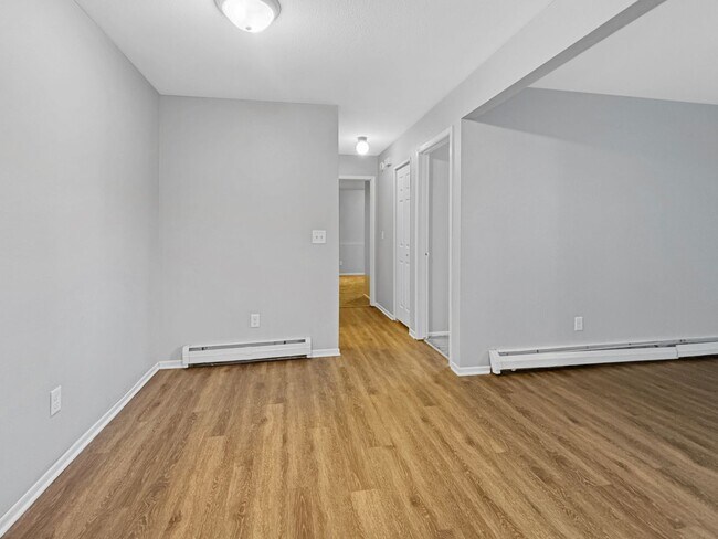 Building Photo - 1018 Abbey Ct