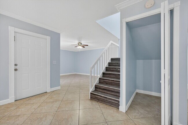 Building Photo - 1590 Forest Lakes Cir