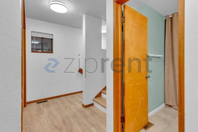 Building Photo - 264 Cervantes Cir