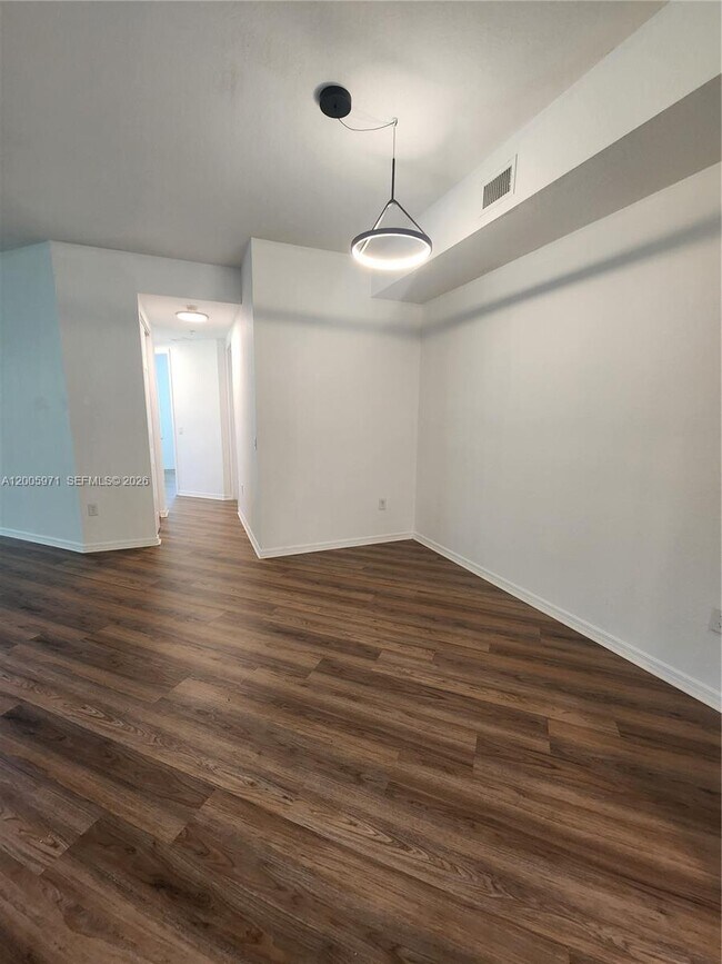 Building Photo - 3600 Oaks Clubhouse Dr