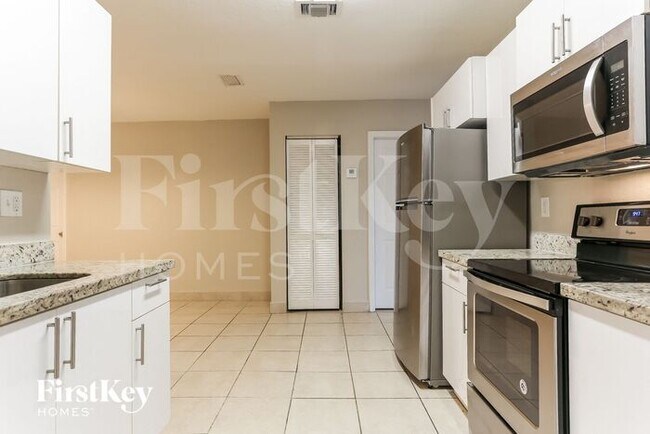 Building Photo - 1251 NW 56th Ave