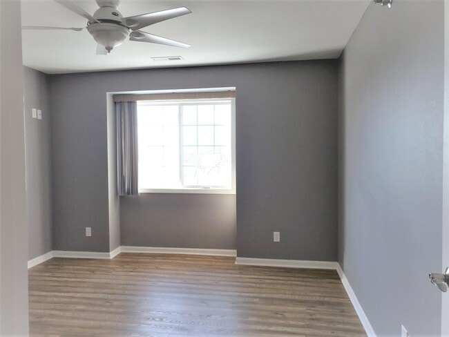 Building Photo - 4737 S Hunter Ln