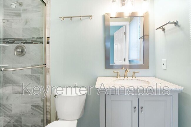 Building Photo - 840 Valentine View
