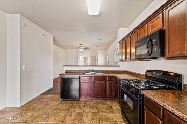 Building Photo - 4776 Joseph Rodriguez Dr