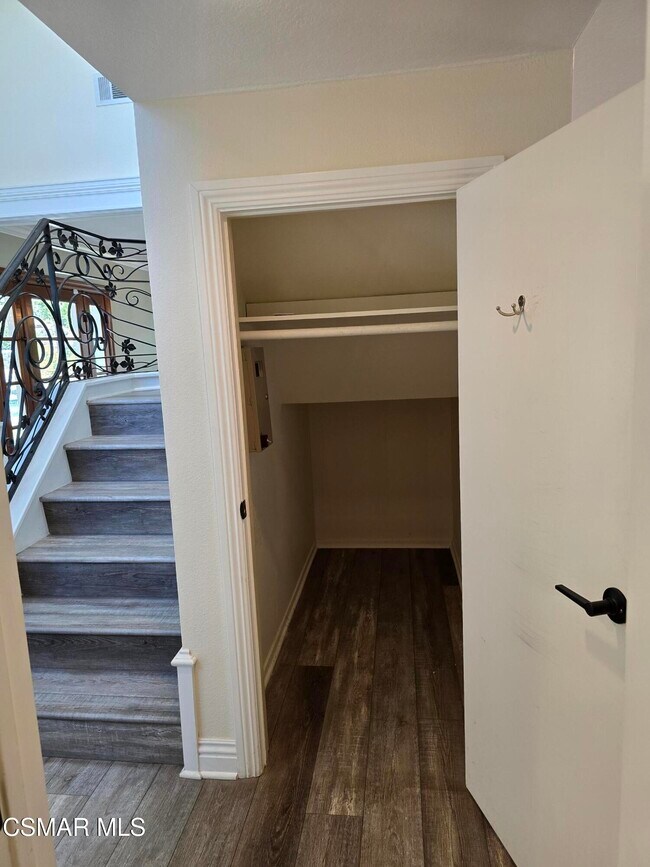 Building Photo - 3017 Klamath Ave