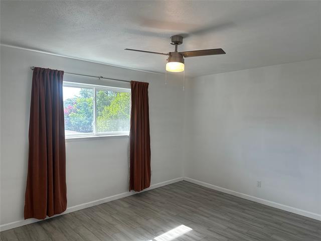 Building Photo - 8087 Meadow Rd