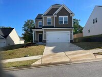 Building Photo - 715 Courtland Dr