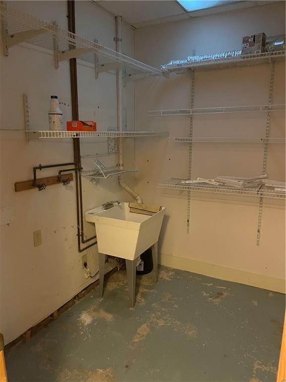 Building Photo - 682 E Morningside Dr NE