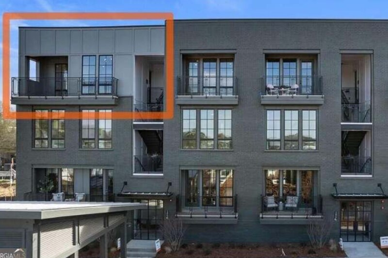 Building Photo - 1296 Longreen Ter NW