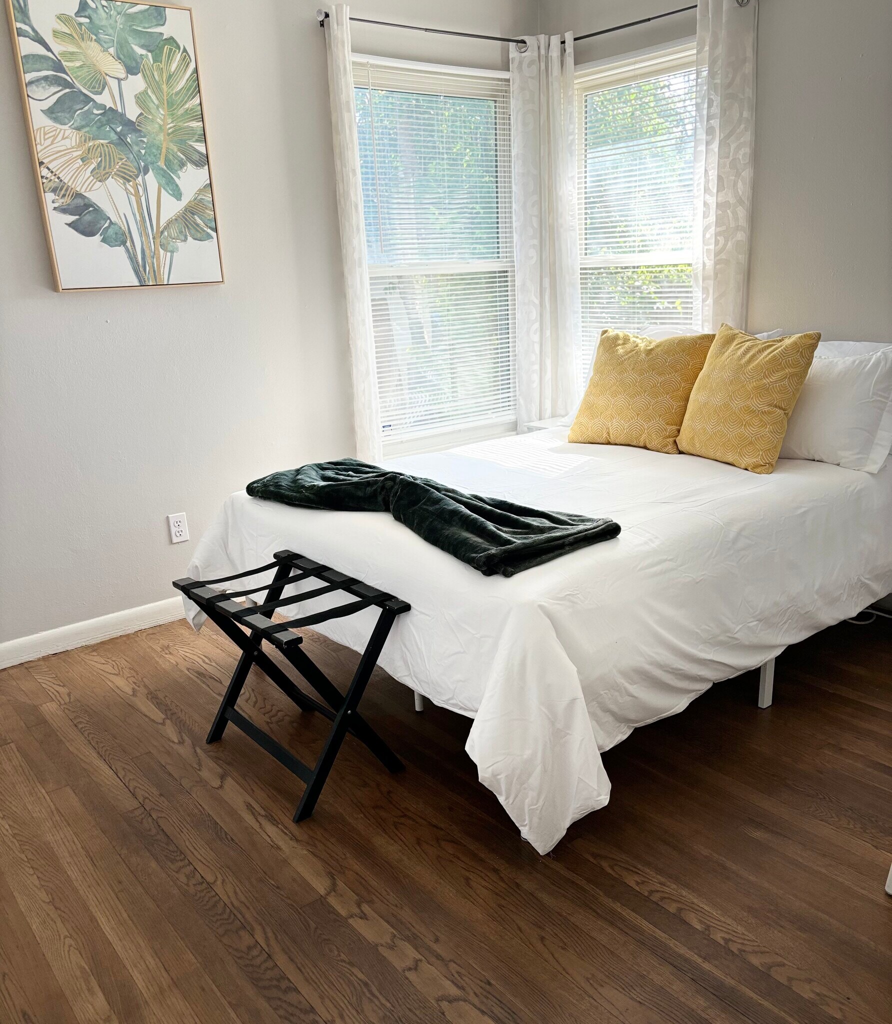 Building Photo - 418 Savannah Dr