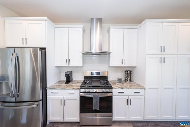 Building Photo - 1521 Knoll Ln