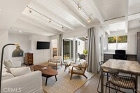 Building Photo - 30872 Marilyn Dr