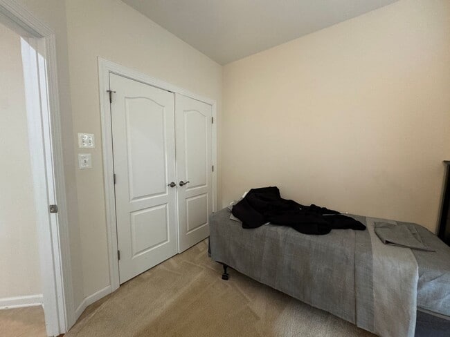 Building Photo - Stylish 3 Bed 3 Bath Townhome With Patio A...