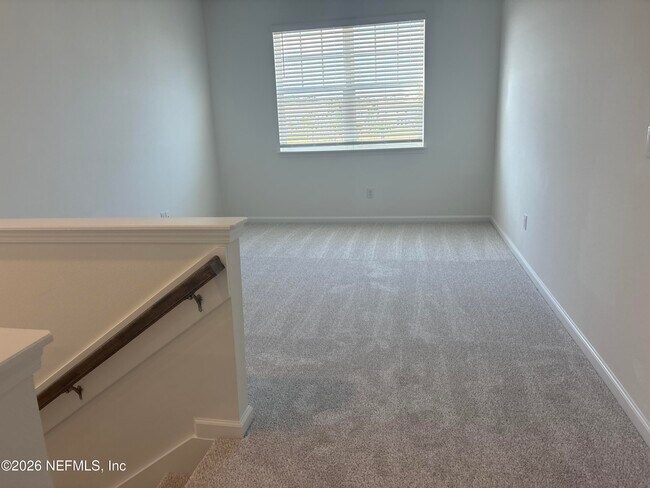 Building Photo - 135 Silver Myrtle Ct