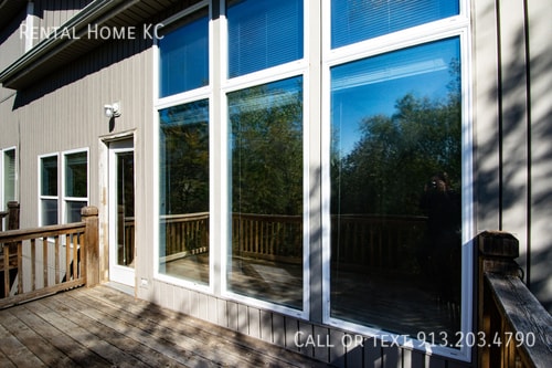 Building Photo - 13145 Nebraska Ct