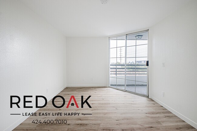 Building Photo - 4320 S Centinela Ave