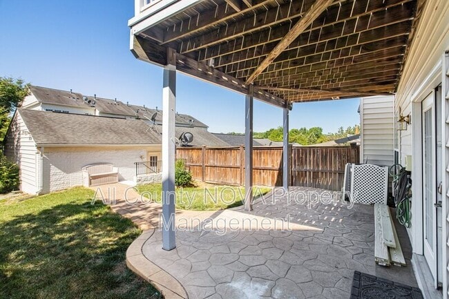 Building Photo - 2729 Celestial Dr