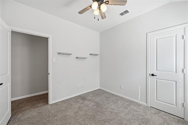 Building Photo - 405 Houndstooth Dr