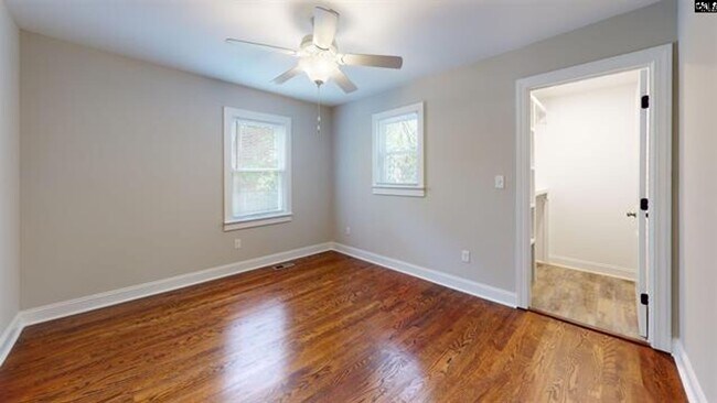 Building Photo - 3 bedroom 2 bath - SHANDON AREA!!!!!