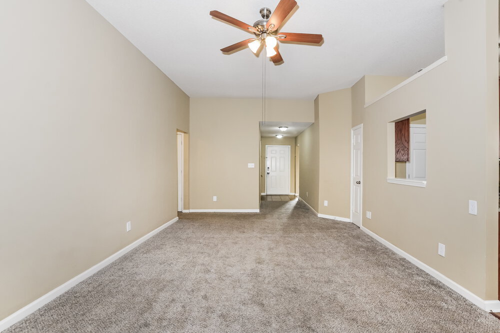 Building Photo - 7642 Fox Hunt Dr E