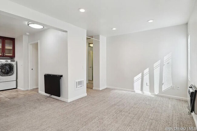 Building Photo - Upgraded Studio Condo For Rent - in San Ca...