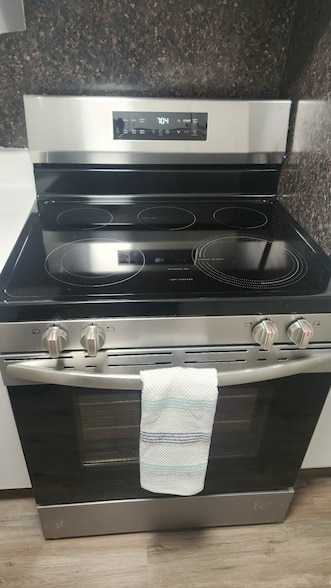 Building Photo - 3025 Walnut Bend Ln