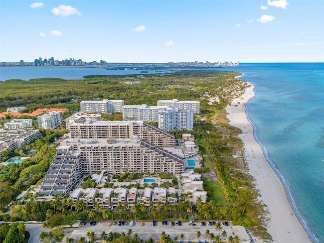 Building Photo - 201 Crandon Blvd