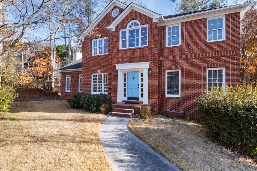 Building Photo - 2293 Camden Dr SW