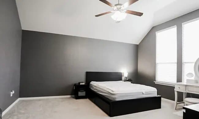 Building Photo - 1733 Rosson Rd