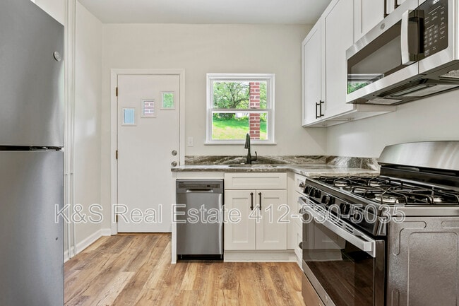 Building Photo - 2723 Kingwood St