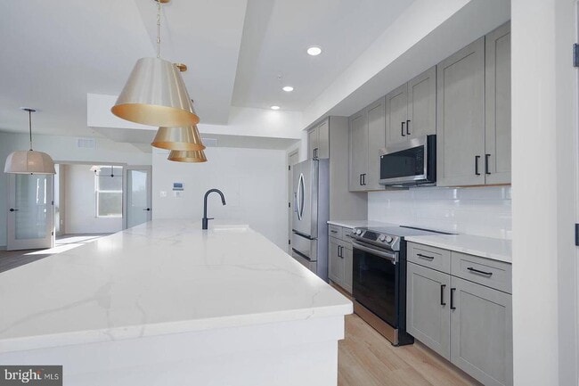 Building Photo - 710 Iron Frg Rd